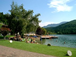 Am gro�en Montiggler See